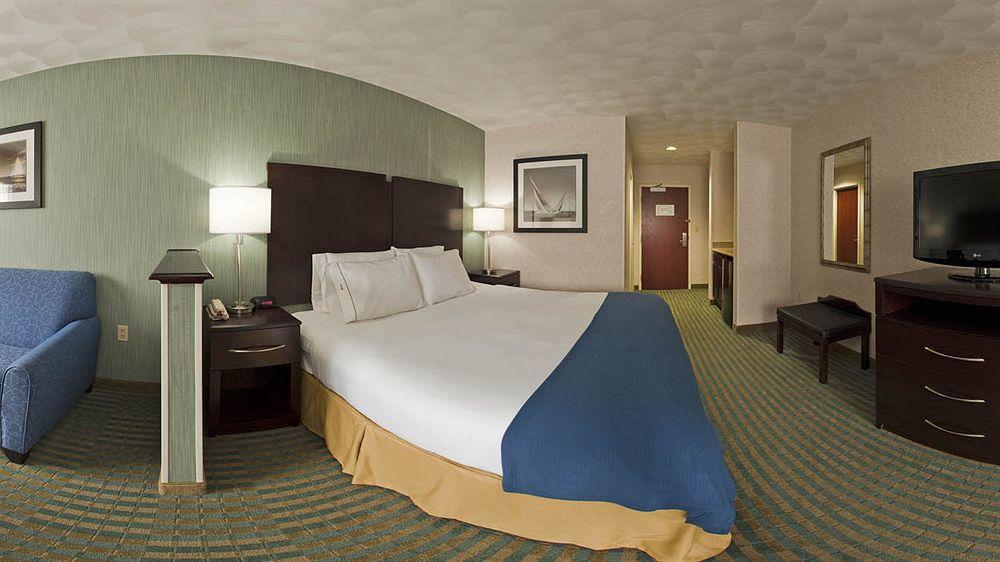 Holiday Inn Express & Suites Smithfield - Providence By Ihg Ngoại thất bức ảnh
