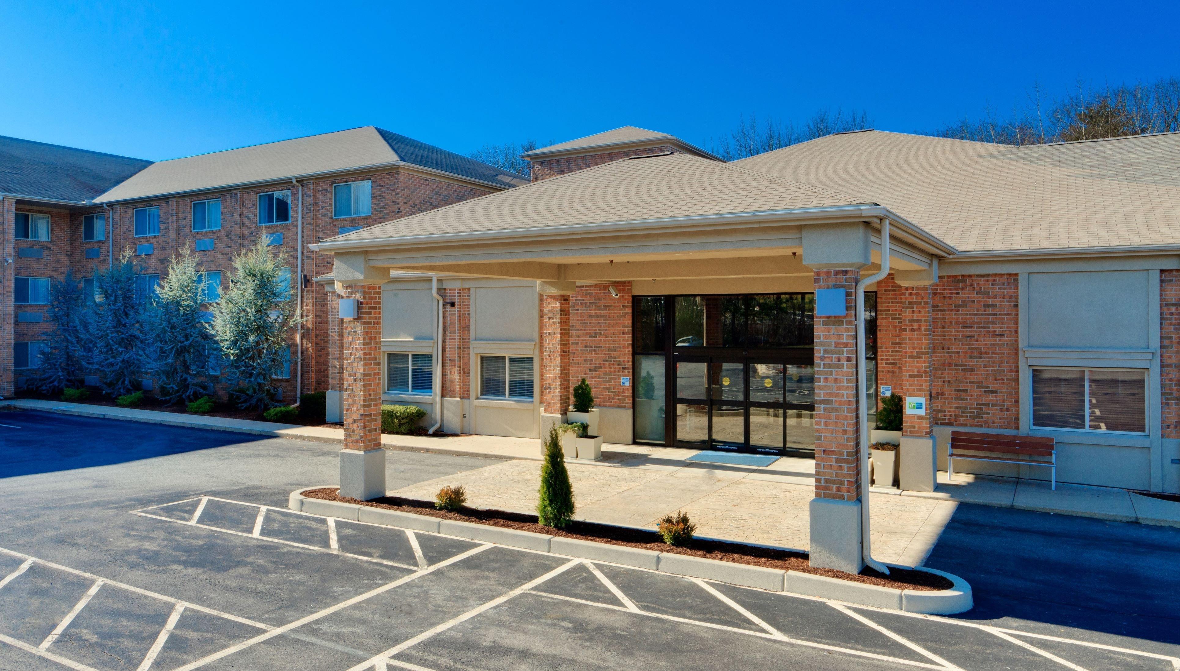 Holiday Inn Express & Suites Smithfield - Providence By Ihg Ngoại thất bức ảnh