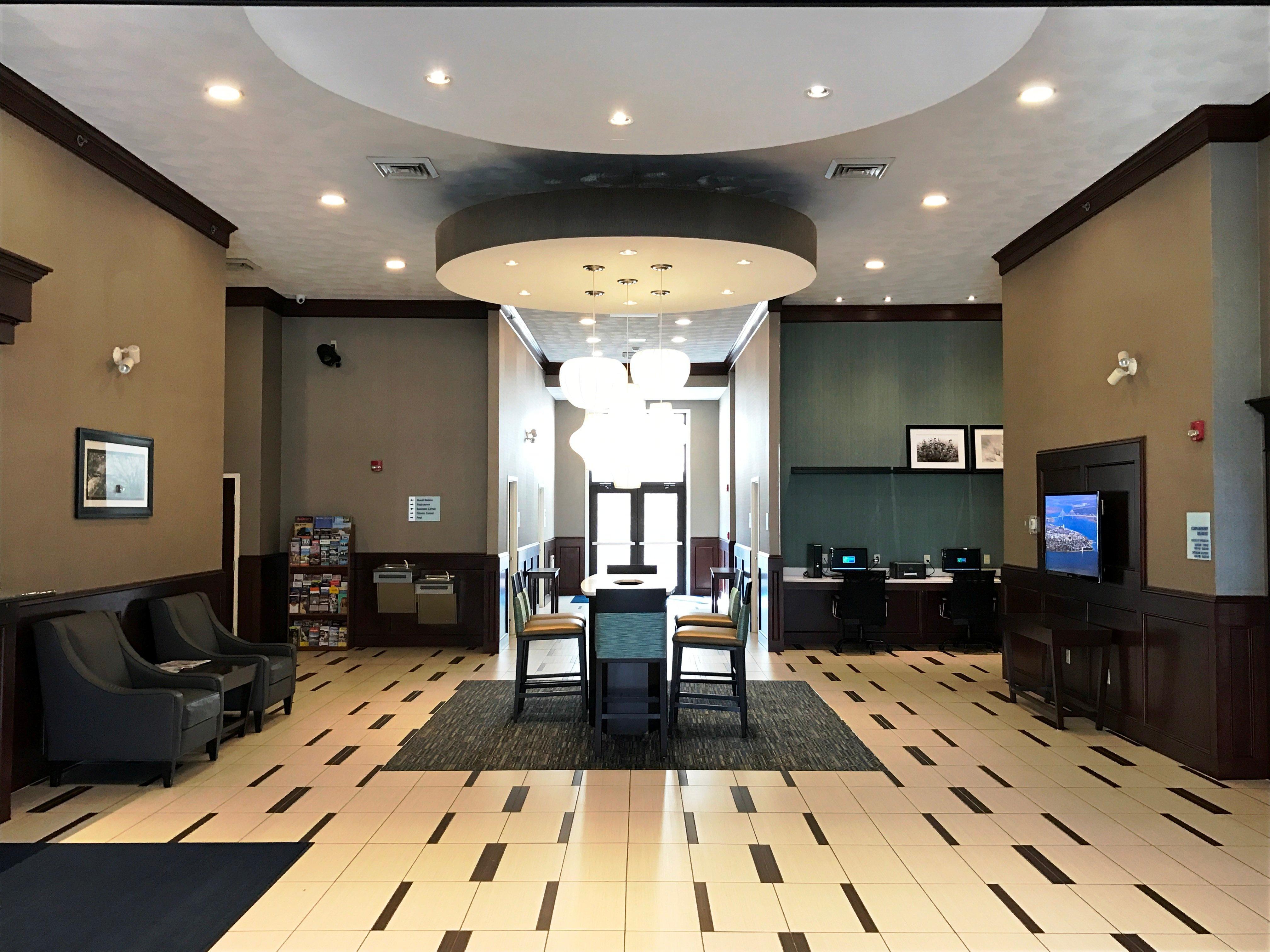 Holiday Inn Express & Suites Smithfield - Providence By Ihg Ngoại thất bức ảnh