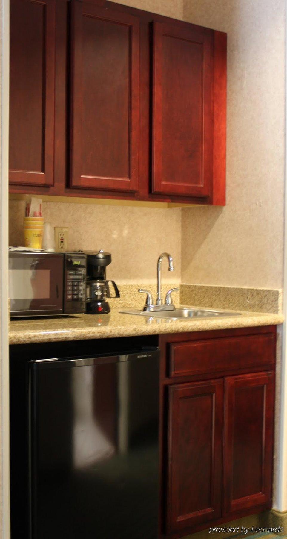 Holiday Inn Express & Suites Smithfield - Providence By Ihg Phòng bức ảnh
